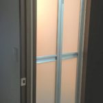 浴室ドアをカバー工法で交換しました！
